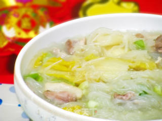 金银满盆——家常酸菜粉条五花肉的做法