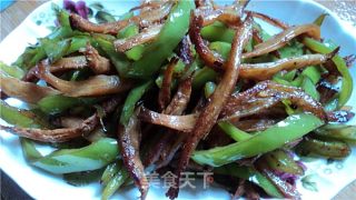 小鱼干圆椒丝的做法