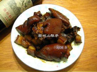 猪蹄子烧五花肉的做法