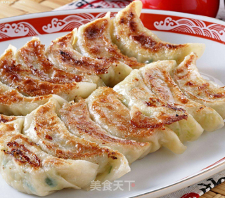 脆香锅贴的做法