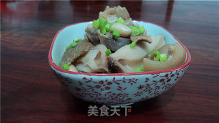 花生莲藕煲猪手的做法