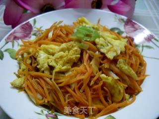 胡萝卜炒鸡蛋的做法