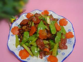 荷兰豆炒腊肉的做法