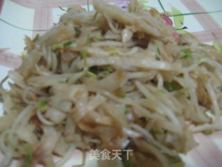 豆芽菜素炒饼的做法
