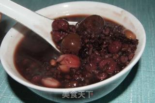 黑米八宝粥的做法