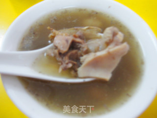 当归鹌鹑汤的做法
