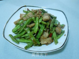 豆角炒肉的做法