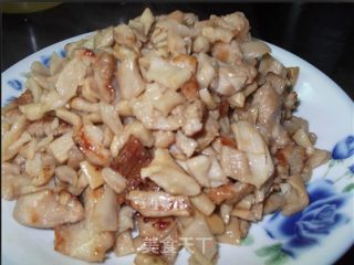 萝卜干炒肉粒的做法