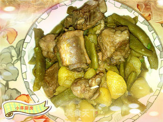 【平淡的幸福】芸豆土豆炖排骨的做法