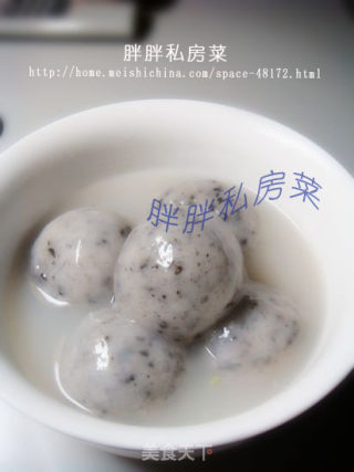 黑芝麻豆沙汤圆的做法