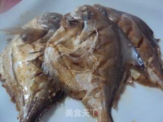 酱烧鲳鱼的做法