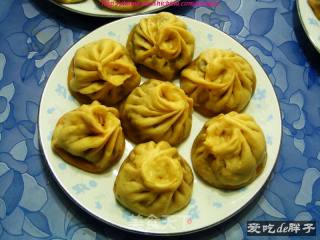荠菜猪肉小笼包的做法