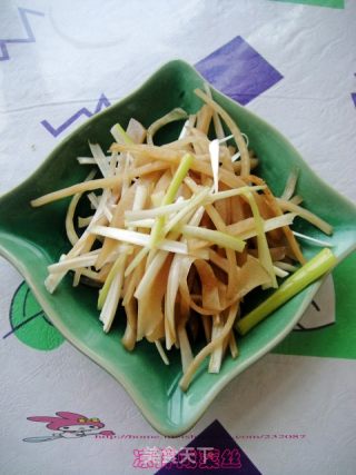 凉拌咸菜丝的做法