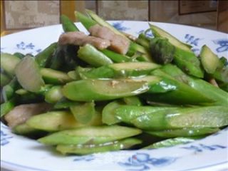 蚝油芦笋炒肉片的做法