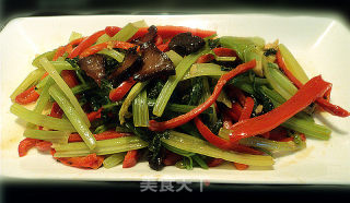 腊肉炒双蔬的做法