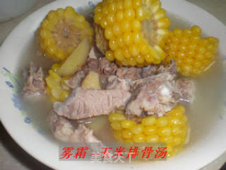 玉米排骨汤的做法