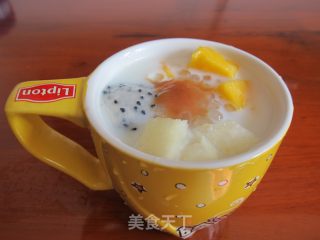 牛奶水果西米露的做法