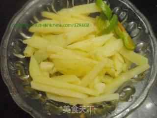 青椒炒马玲薯的做法