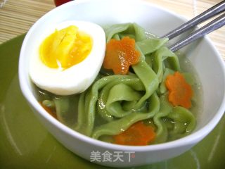 碧绿鸡蛋面的做法