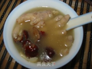 美容汤----归枣煲鸡爪的做法
