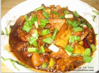 春笋烧肉的做法