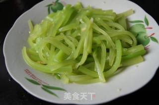 凉拌莴笋的做法