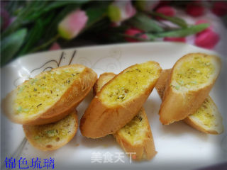 蒜蓉烤法棍的做法