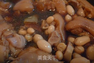 花生黄豆炖猪蹄的做法