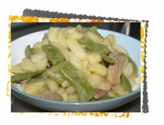 土豆焖油豆角的做法