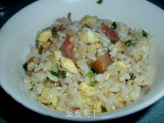 金火火腿丝炒饭的做法