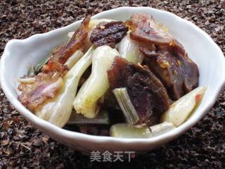 藠头炒腊肉的做法