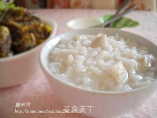 营养早餐之麦仁芋儿粥的做法