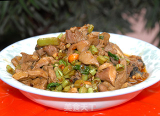 酸辣鸡杂的做法