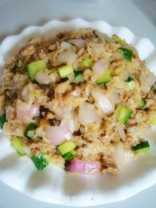 黄瓜肉末炒饭