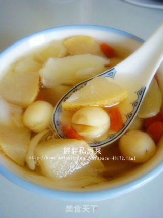 止咳润肺--冰糖梨水