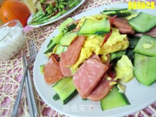 黄瓜炒火腿鸡蛋的做法