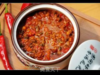 自制浓郁江西风味咸香下饭的猪肉田螺辣椒酱的做法