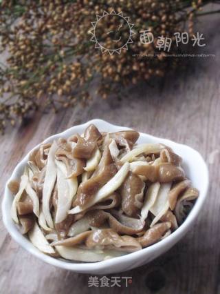 【飞禽走兽】茭白炒肥肠的做法