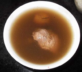 【飞禽走兽篇】清肝火：鸡骨草煲猪横脷的做法
