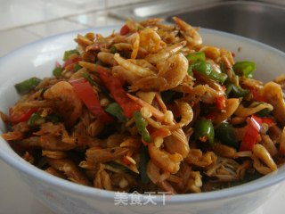 火培河虾烩双椒的做法