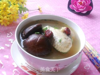 【飞禽走兽篇】--花菇鸡翅鲜汤的做法