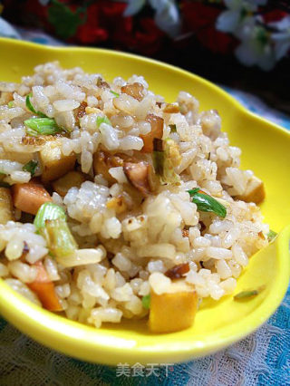腊肉香菇炒饭