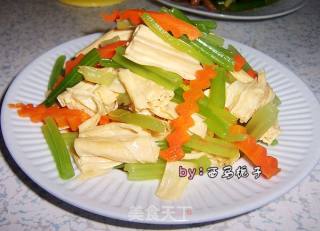 腐竹芹菜的做法