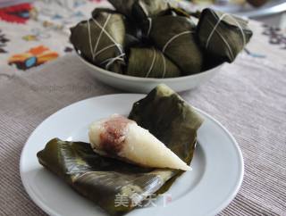 传统的红豆沙粽子 和 卤牛肉香菇粽子的做法