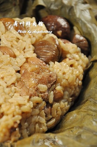 莲叶田田忆江南·荷叶栗子肉粽的做法