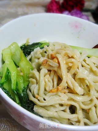 菠菜手擀面的做法
