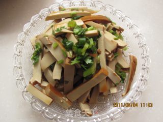 凉拌香干的做法