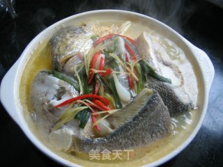 黄鱼豆腐煲的做法