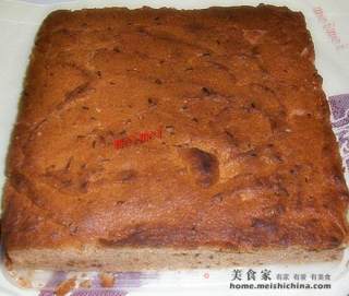 今天白忙了蛋糕搞砸了~~乱配乱搭的@@无名蛋糕