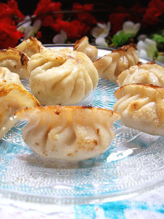 土豆鲜肉煎饺的做法